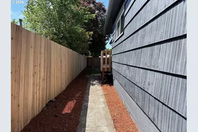 3030 Doughton St S, Salem, OR 97302 - Photo 18