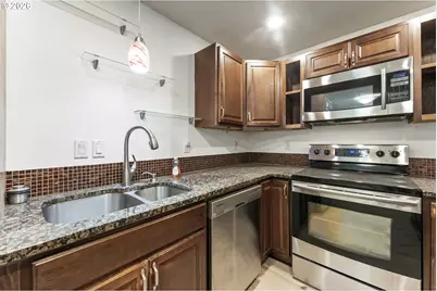 159 SW Florence Ave #45, Gresham, OR 97080 - Photo 2