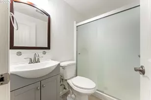159 SW Florence Ave, Gresham, OR 97080 - Photo 14