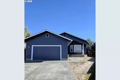1354 Forestview Dr, Grants Pass, OR 97527 - Photo 2