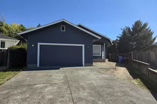 1354 Forestview Dr, Grants Pass, OR 97527 - Photo 1