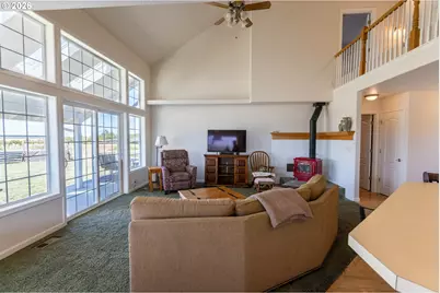 27434 Sanborn Ln, Junction City, OR 97448 - Photo 10