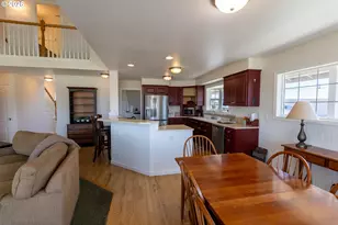 27434 Sanborn Ln, Junction City, OR 97448 - Photo 14