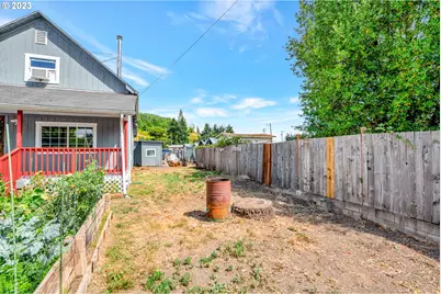 38058 Railroad Ln, Marcola, OR 97454 - Photo 8