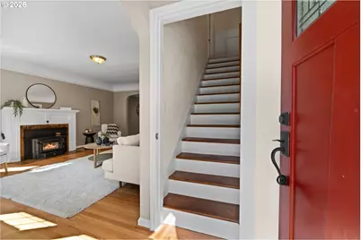 9645 NE Mason St, Portland, OR 97220 - Photo 6