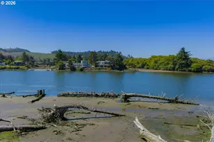 9180 Keys Pl, Gleneden Beach, OR 97388 - Photo 38