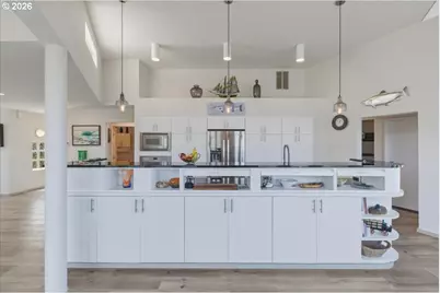 9180 Keys Pl, Gleneden Beach, OR 97388 - Photo 8