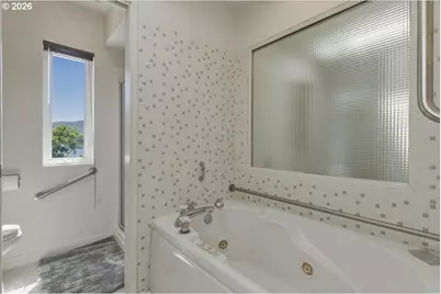 9180 Keys Pl, Gleneden Beach, OR 97388 - Photo 24