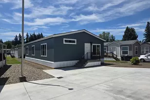 7940 SE Posey, Milwaukie, OR 97267 - Photo 2