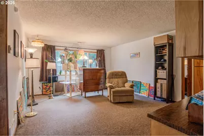 1620 26th St, Florence, OR 97439 - Photo 10