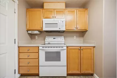 14781 SW Beard Rd #102, Beaverton, OR 97007 - Photo 14