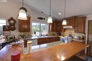 324 Elk Run Ave, Cannon Beach, OR 97110 - Photo 10