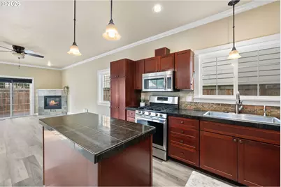 3903 SE Crystal Springs Blvd, Portland, OR 97202 - Photo 6