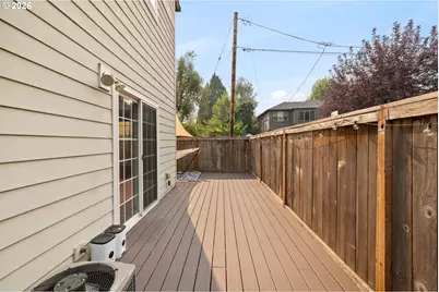 3903 SE Crystal Springs Blvd, Portland, OR 97202 - Photo 22