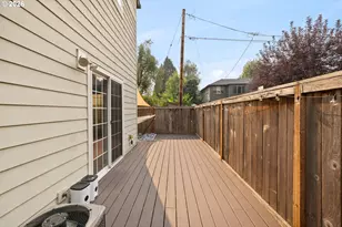 3903 SE Crystal Springs Blvd, Portland, OR 97202 - Photo 22