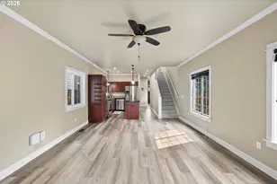 3903 SE Crystal Springs Blvd, Portland, OR 97202 - Photo 8