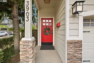 3903 SE Crystal Springs Blvd, Portland, OR 97202 - Photo 2