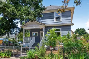 1605 SE Clinton St, Portland, OR 97202 - Photo 2