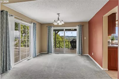 32215 NW Eagle Crest Dr, Ridgefield, WA 98642 - Photo 4