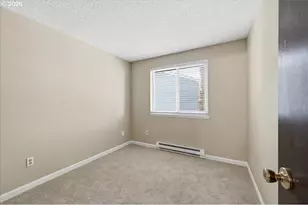 2330 SE Brookwood Ave, Hillsboro, OR 97123 - Photo 12