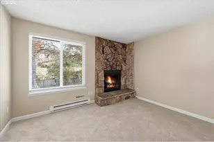 2330 SE Brookwood Ave, Hillsboro, OR 97123 - Photo 6