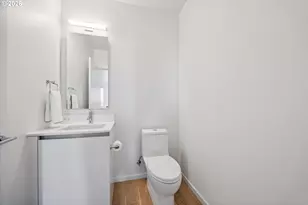 1150 NW Quimby St NW, Portland, OR 97209 - Photo 6