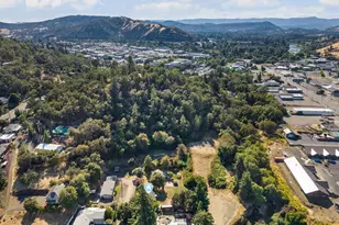 1678 SE Deer Creek Dr, Roseburg, OR 97470 - Photo 30