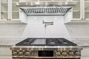 810 NE 27th St, Battle Ground, WA 98604 - Photo 14