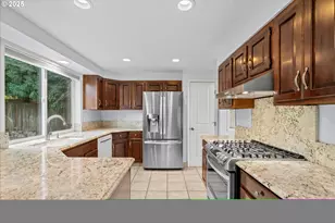 7134 SW 184th Pl, Beaverton, OR 97007 - Photo 10