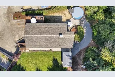 36780 SW Laurelwood Rd, Hillsboro, OR 97123 - Photo 46