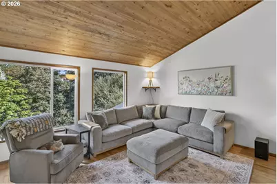 36780 SW Laurelwood Rd, Hillsboro, OR 97123 - Photo 6