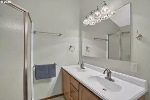 36780 SW Laurelwood Rd, Hillsboro, OR 97123 - Photo 18