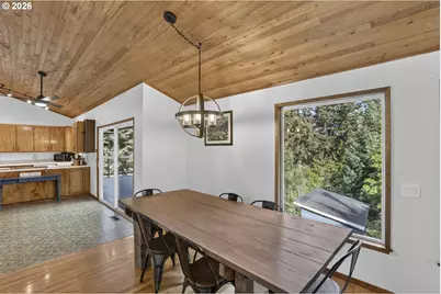 36780 SW Laurelwood Rd, Hillsboro, OR 97123 - Photo 10