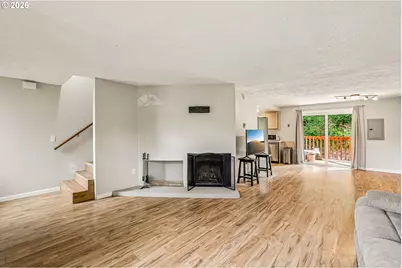 1721 NE 116th St #E, Vancouver, WA 98686 - Photo 2