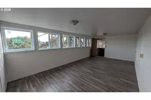 515 State St, North Bend, OR 97459 - Photo 22