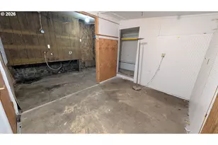 515 State St, North Bend, OR 97459 - Photo 30