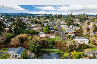 515 State St, North Bend, OR 97459 - Photo 36