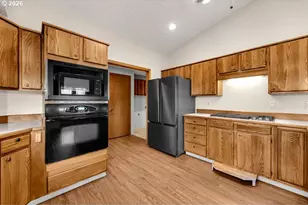 103 NW 95th Cir, Vancouver, WA 98665 - Photo 6