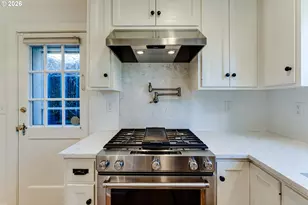 2096 Charnelton St, Eugene, OR 97405 - Photo 12