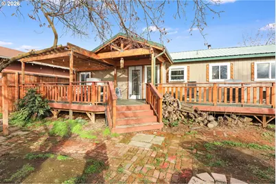 409 NE Court St, Dufur, OR 97021 - Photo 34