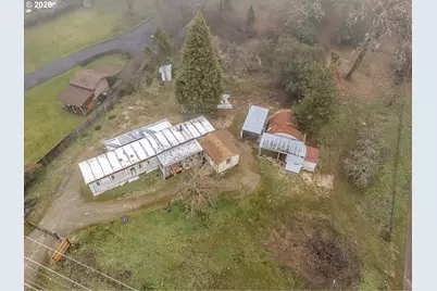 1833 Pleasant Valley Rd, Merlin, OR 97532 - Photo 2