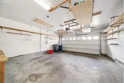 6715 NE Rosebay Dr, Hillsboro, OR 97124 - Photo 38