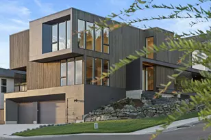 13191 SE Regency View St, Happy Valley, OR 97086 - Photo 2