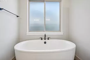 8105 SE Atwood St, Hillsboro, OR 97123 - Photo 24