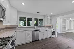13712 SW 130th Pl, Portland, OR 97223 - Photo 30