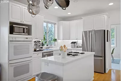 13712 SW 130th Pl, Portland, OR 97223 - Photo 6