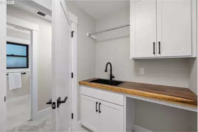 9355 SW Pine St, Beaverton, OR 97005 - Photo 24