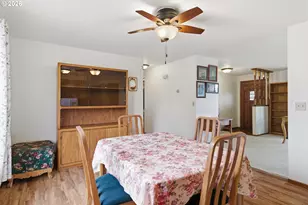 1305 Mulberry Dr, Woodburn, OR 97071 - Photo 10