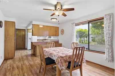 1305 Mulberry Dr, Woodburn, OR 97071 - Photo 12