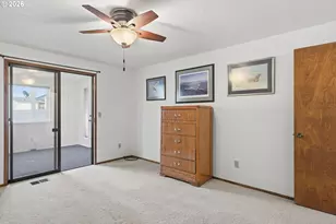 1305 Mulberry Dr, Woodburn, OR 97071 - Photo 16
